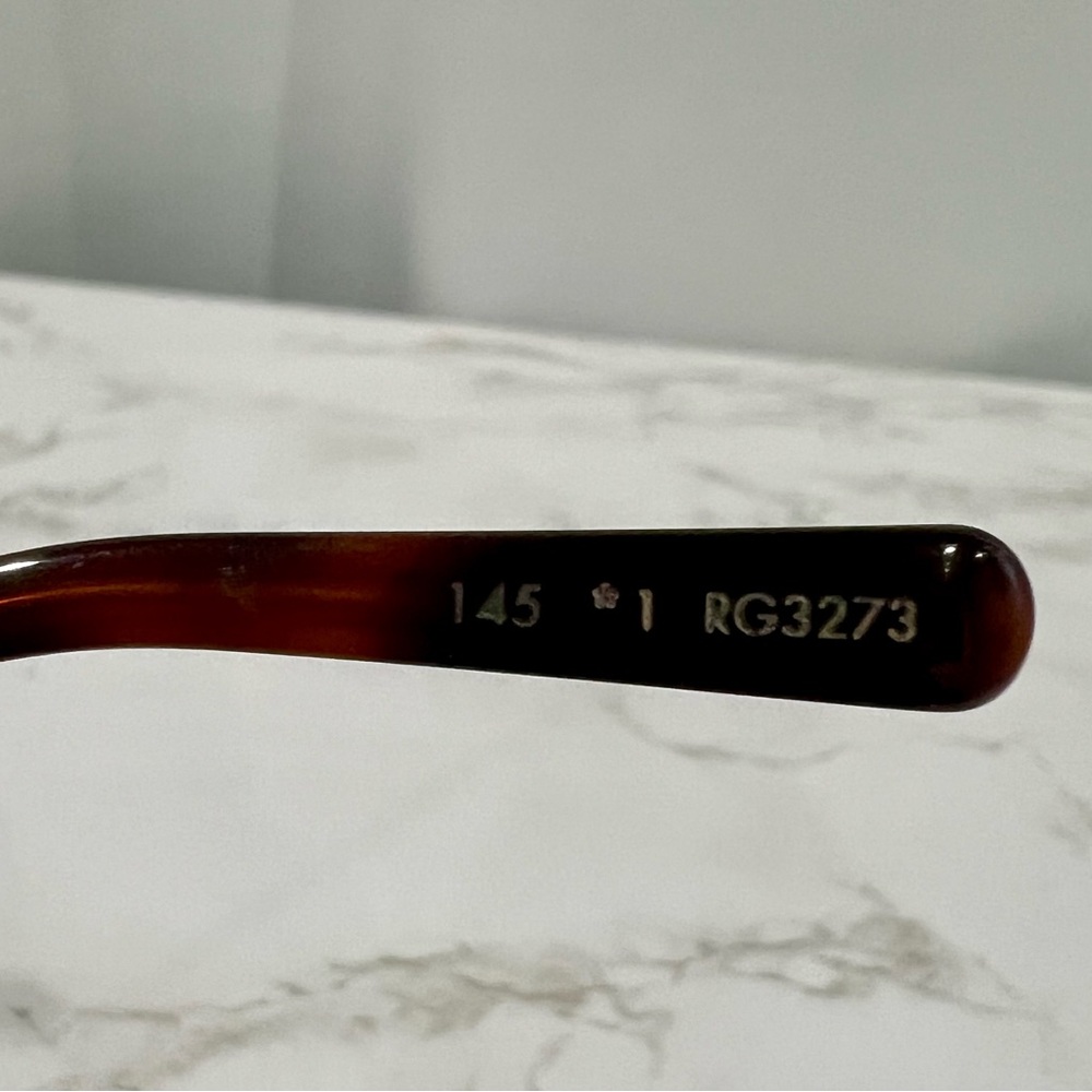 Louis Vuitton Sunglasses with monogram lense - NEW - Picture 8 of 11